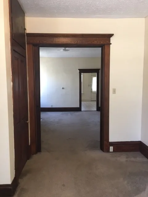 103 W 10th Ave Apt A