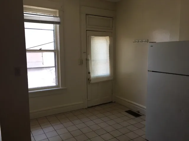 103 W 10th Ave Apt A