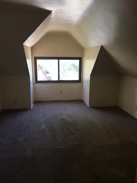 103 W 10th Ave Apt C