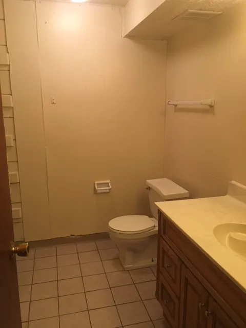 30 E Lane Ave 3BR
