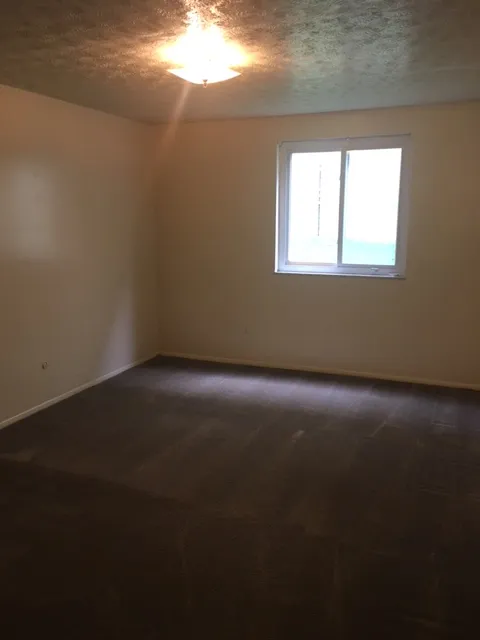 30 E Lane Ave 3BR