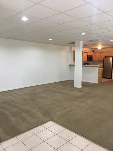 265 W Norwich Ave
