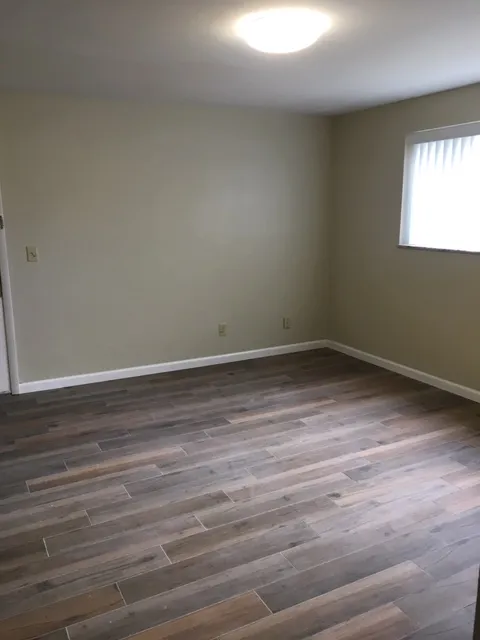 130 E Woodruff Ave Apt 1C ~ Renovated 