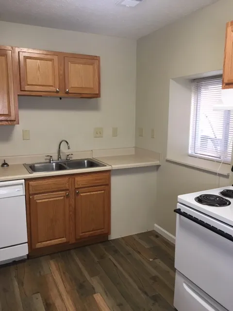  30 E Frambes Ave 1BR