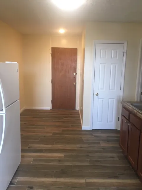 30 E. Lane Ave Efficiency - Renovated Unit A