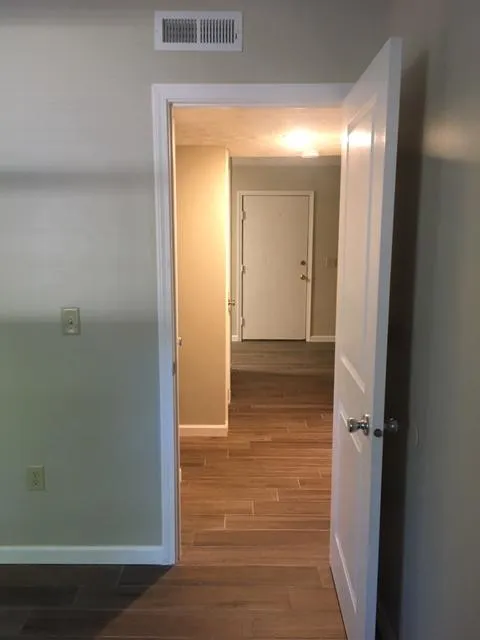 198 E 16th Ave Apt A6