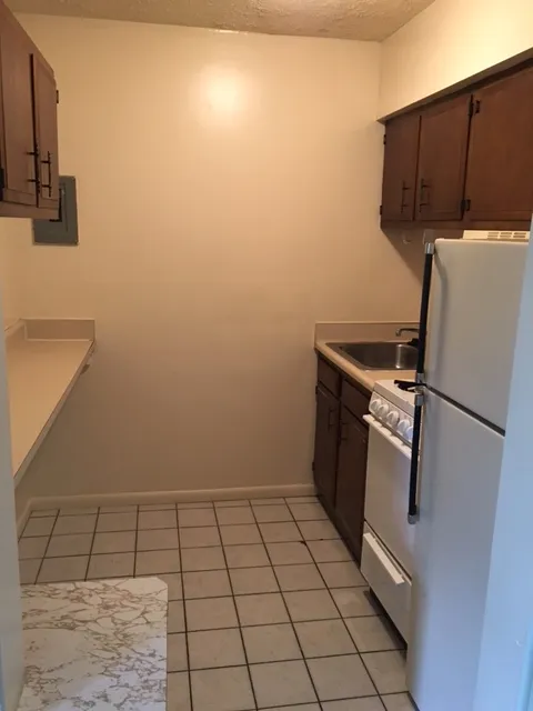 1483 Pennsylvania Ave 1BR