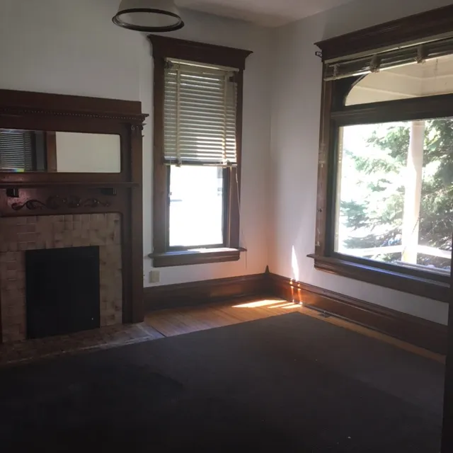 315 W 8th Ave