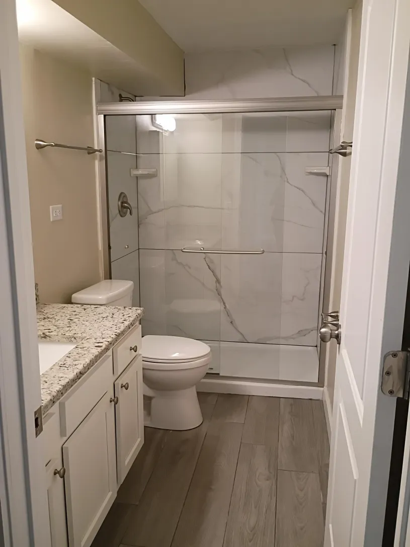 130 E Woodruff Ave Apt 1A ~ Renovated 