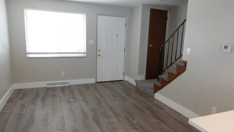 71 W 10th Ave Apt C