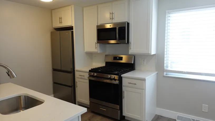 71 W 10th Ave Apt C