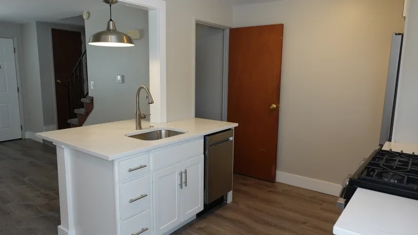 71 W 10th Ave Apt C