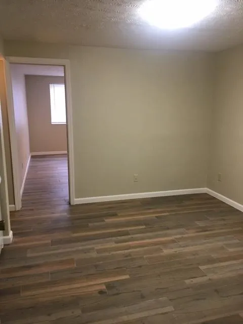 30 E. Lane Ave Efficiency - Renovated Unit B