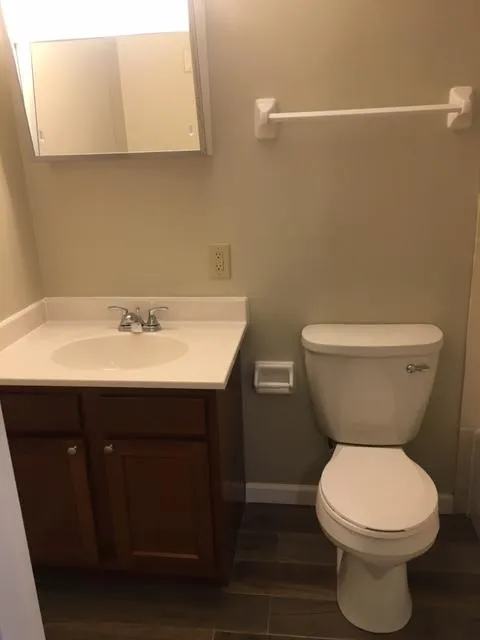30 E Lane Ave Apt 201A ~ Renovated Studio 