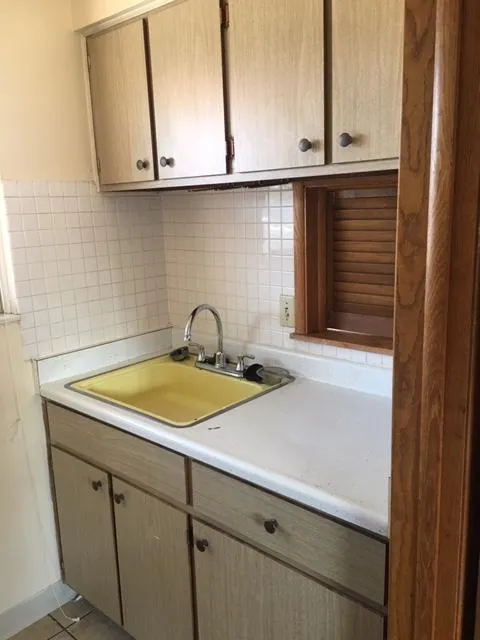 29 E Norwich Ave Apt F