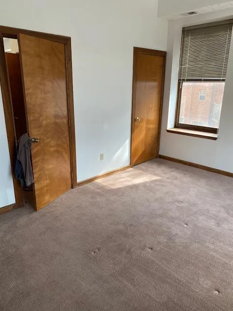 687 N High St Apt 2H