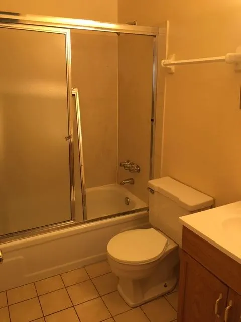 198 E 16th Ave Apt A4 