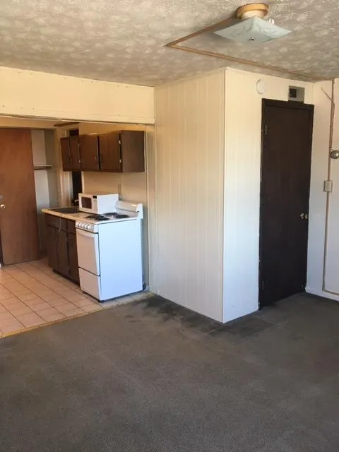 30 E Lane Ave Apt 202A