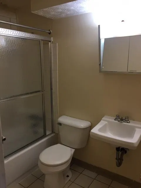 30 E Lane Ave Apt 205A