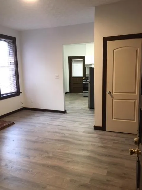 691 Dennison Ave apt B