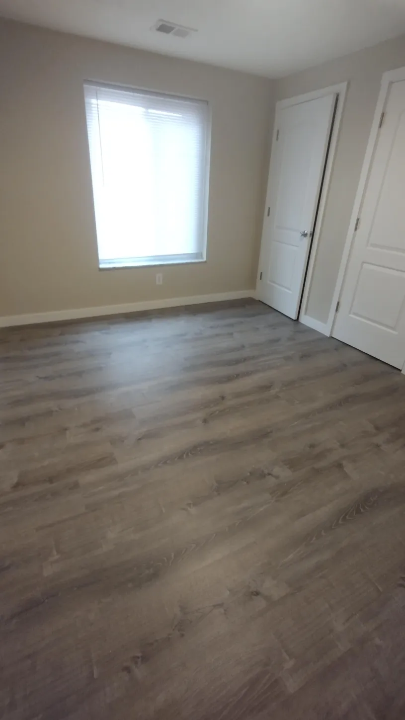 130 E Woodruff Ave Apt 2B ~ Renovated 