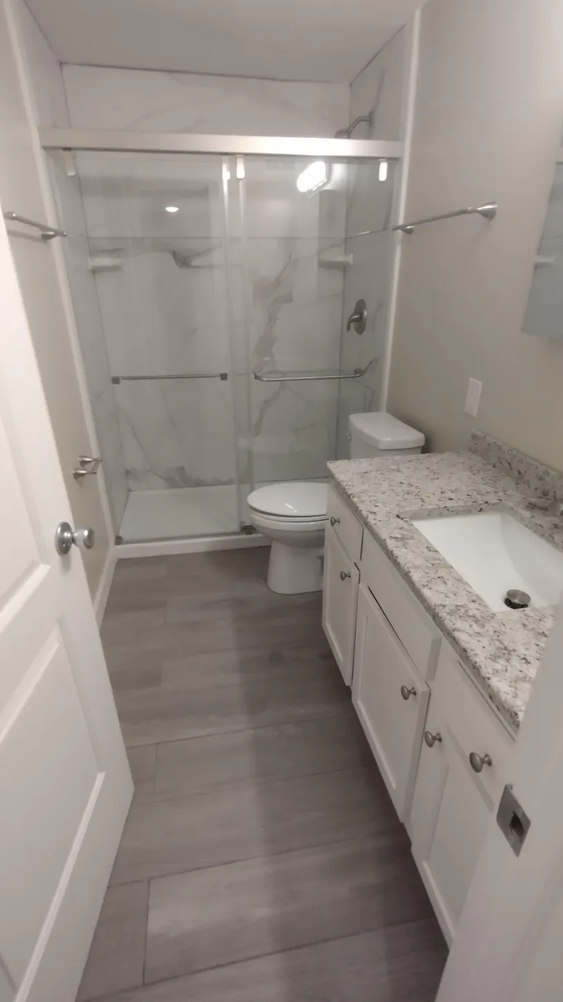 130 E Woodruff Ave Apt 2B ~ Renovated 