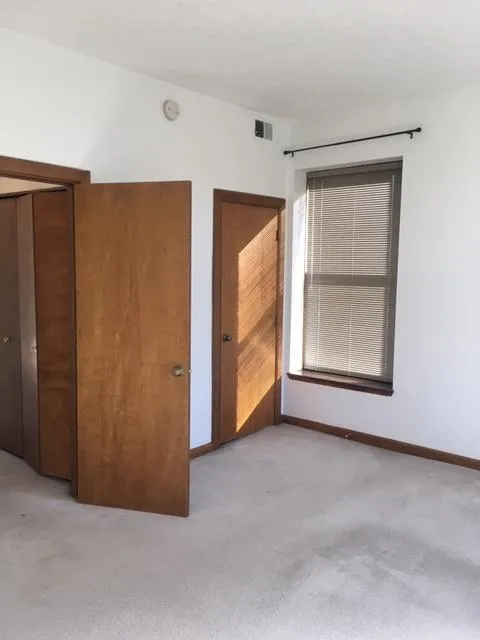 687 N High st Apt 3H