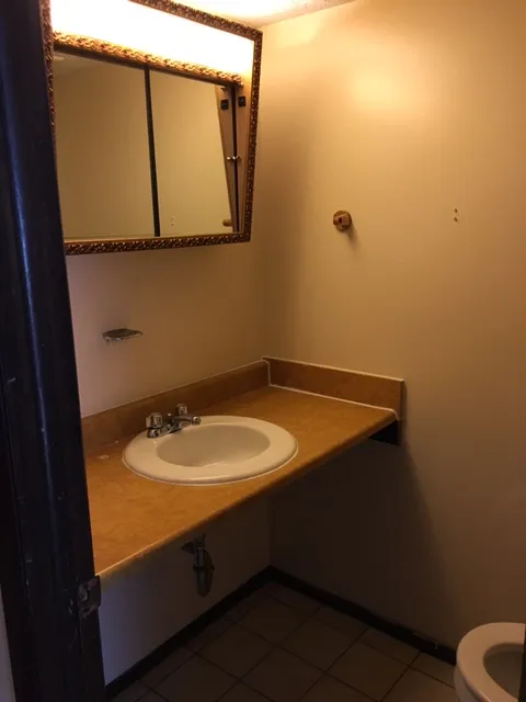 691 Dennison Ave Apt C