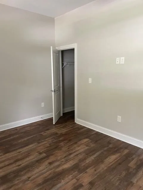 737 Dennison Ave - 737B
