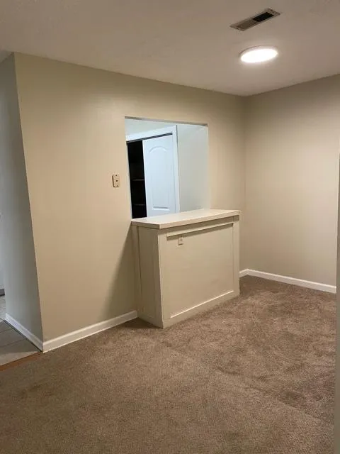 114 E Norwich Ave Apt C