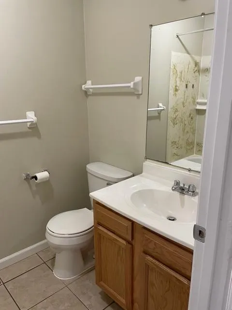 114 E Norwich Ave Townhouse 