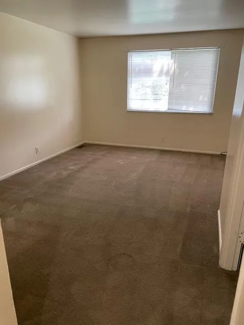 159 E Lane Ave Apt E