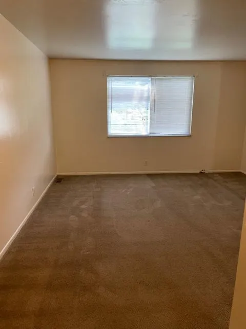 159 E Lane Ave Apt E