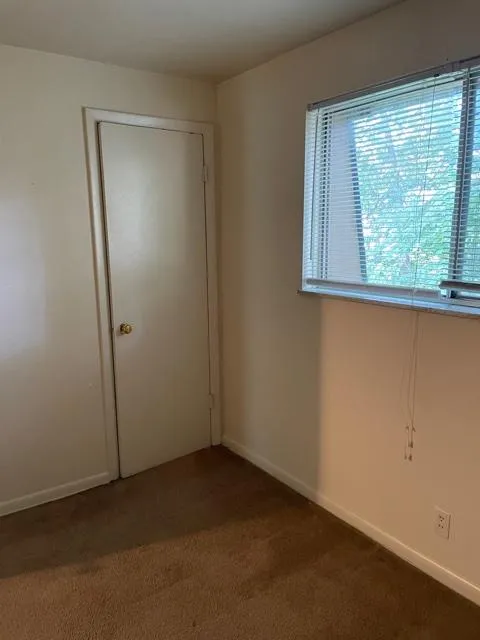 159 E Lane Ave Apt E