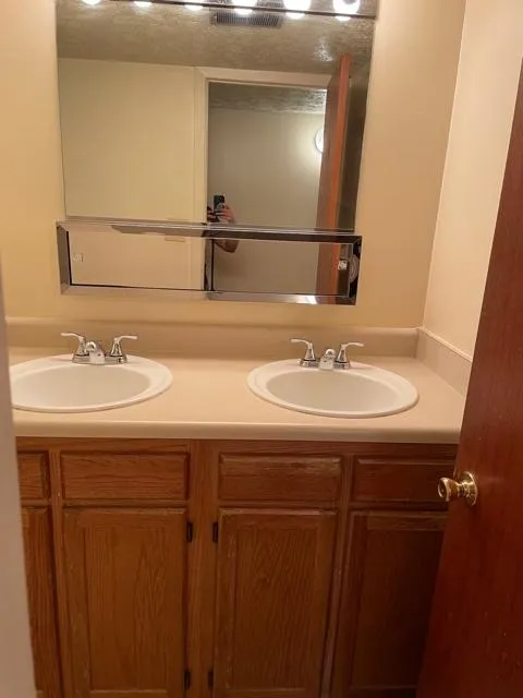 30 E Lane Ave Apt 205