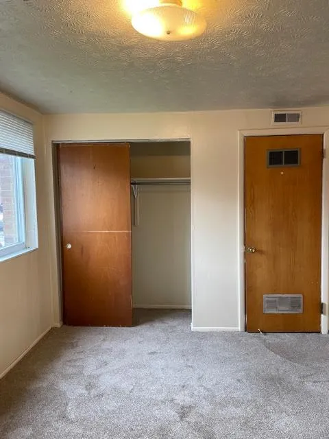 30 E Lane Ave Apt 206