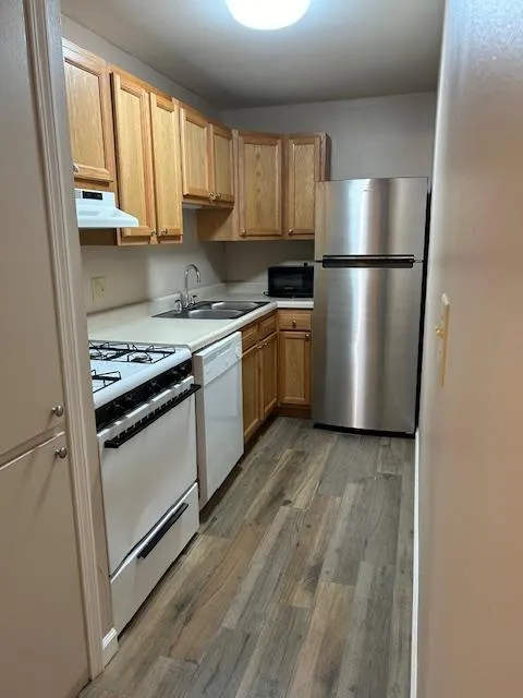 855 Chambers Rd Apt 9