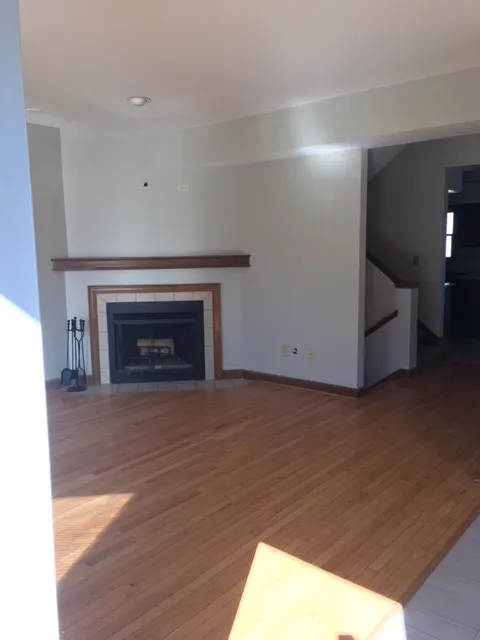 2407 NS N High St