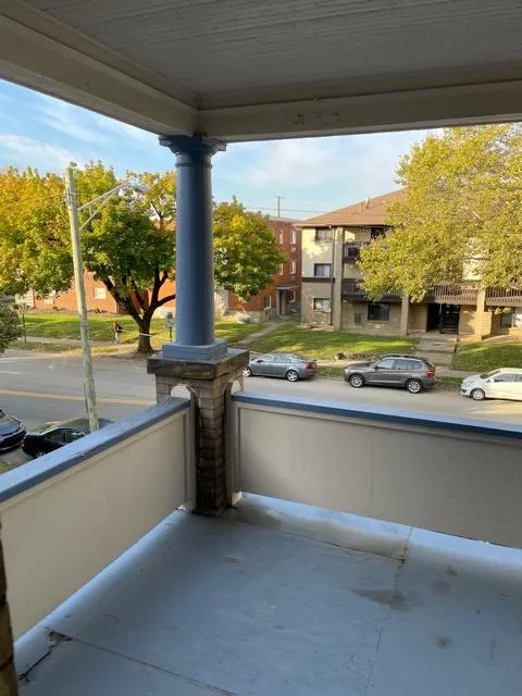1534 1/2 Neil Ave - 3BR