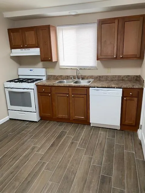 2695 Neil Ave Apt A