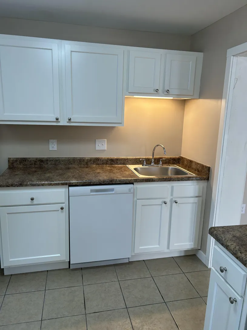 32 W 10th Ave Apt B