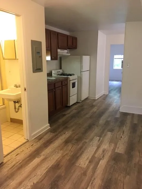 679 Dennison Ave ~ Apt 5/10