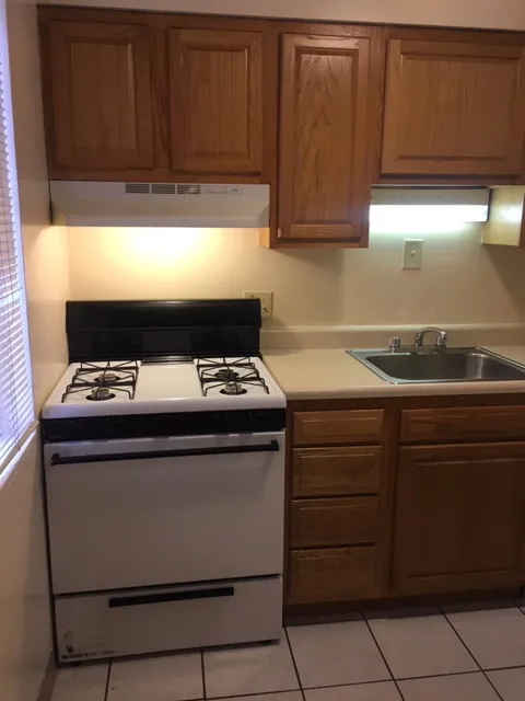 159 E Lane Ave Apt A