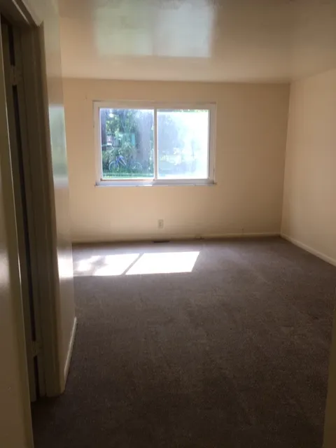 159 E Lane Ave Apt D