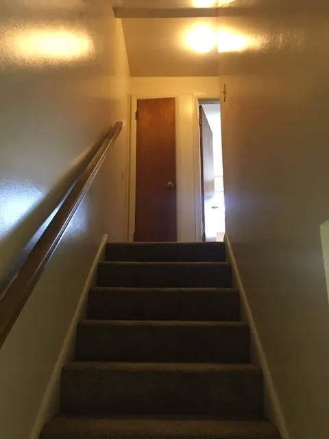 159 E Lane Ave Apt D