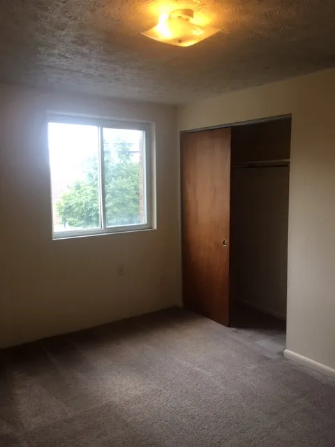 30 E Lane Ave Apt 202