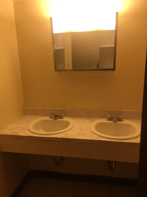 30 E Lane Ave Apt 202