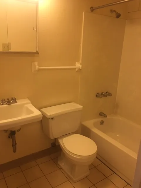 30 E Lane Ave Apt 206A