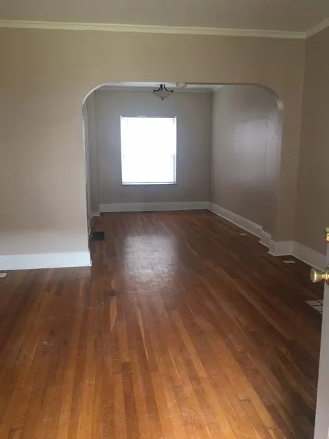 2452-2458 N High St