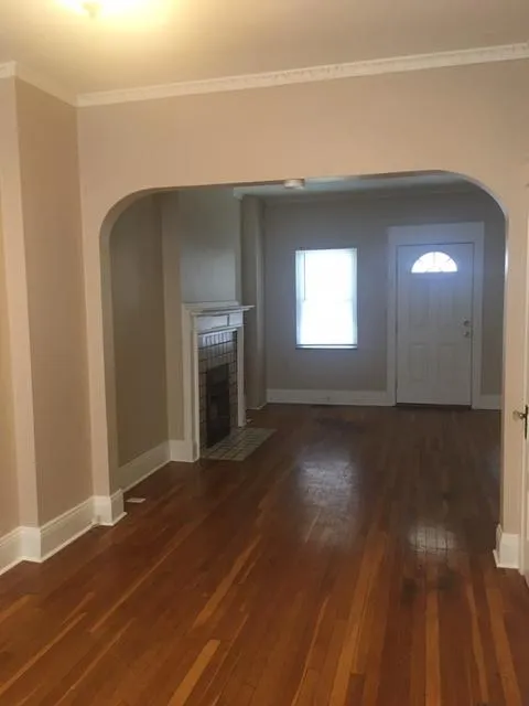 2452-2458 N High St